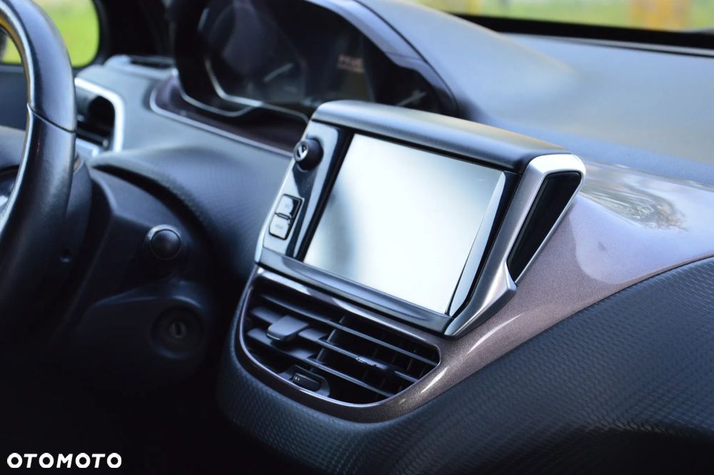 Peugeot 2008 - 21