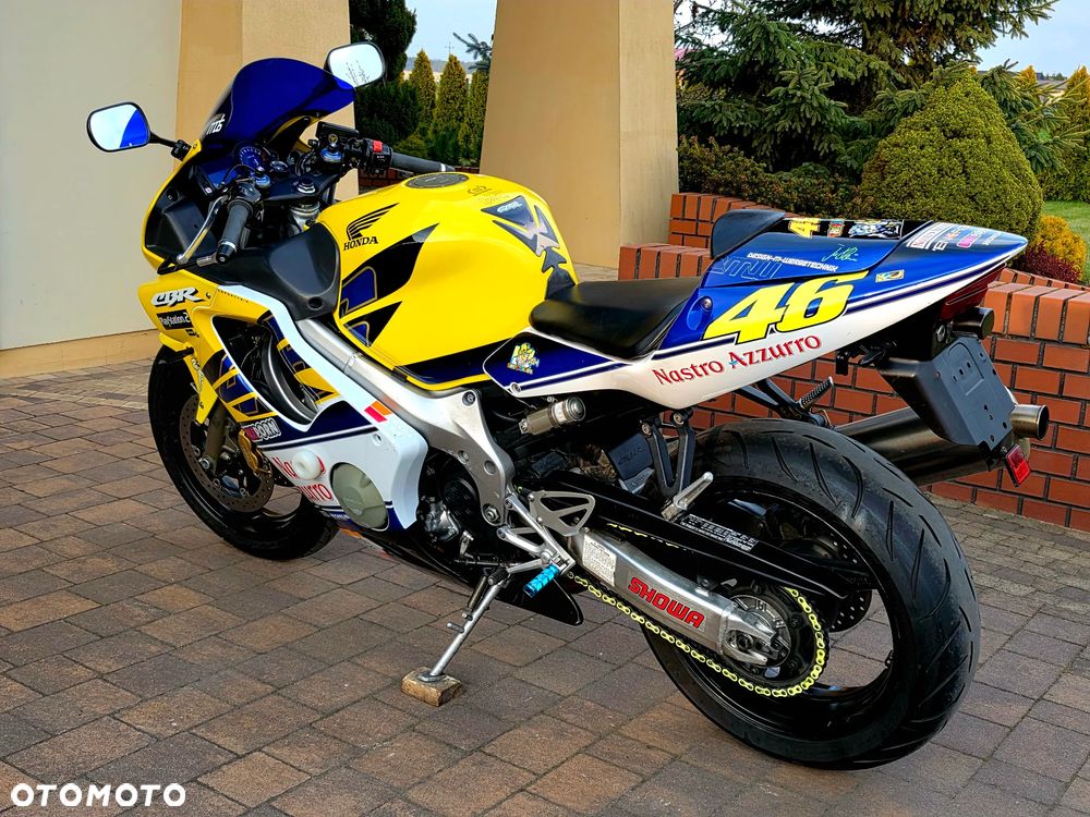 Honda CBR - 3