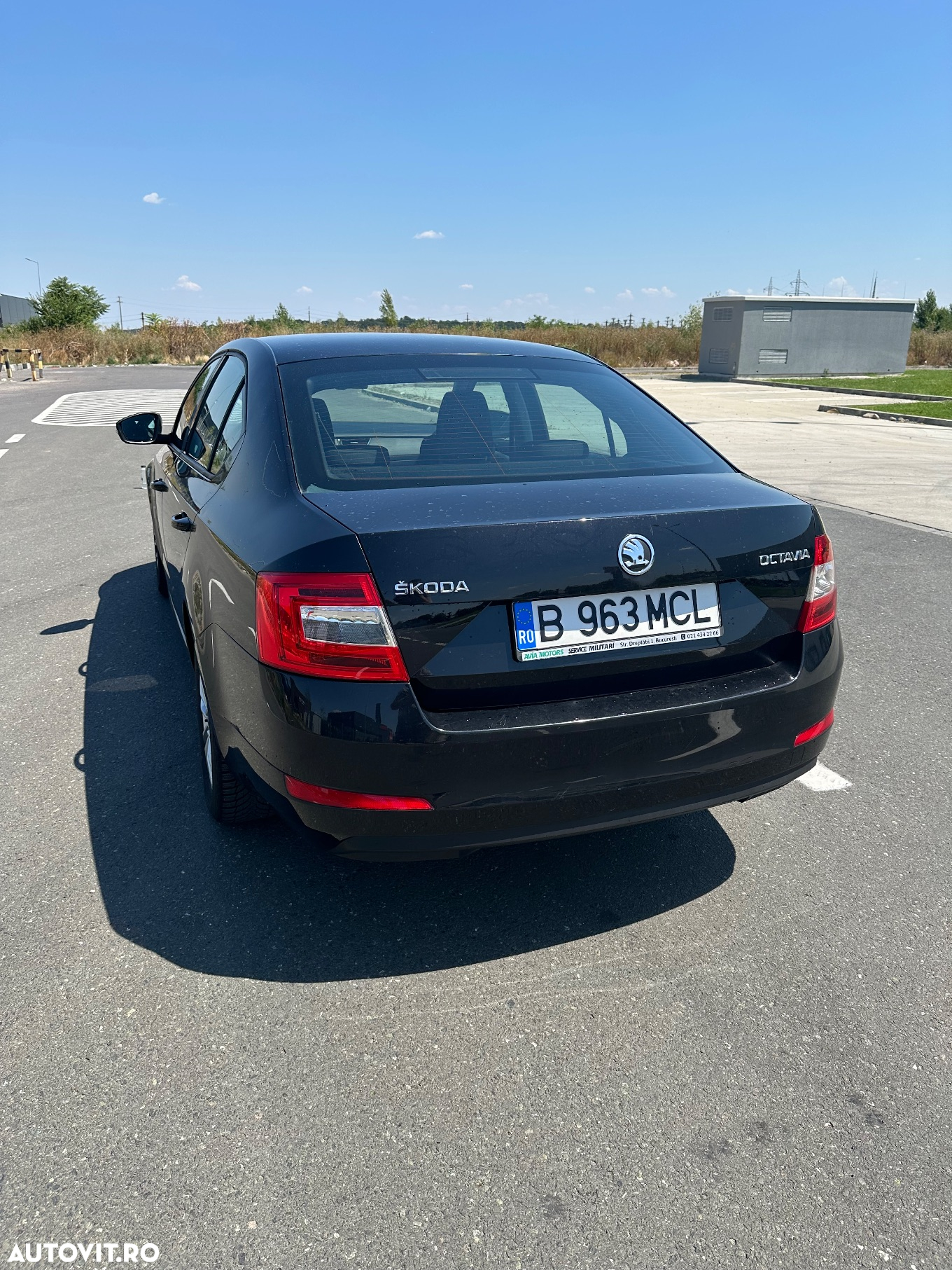 Skoda Octavia 2.0 TDI AMBITION DSG - 3