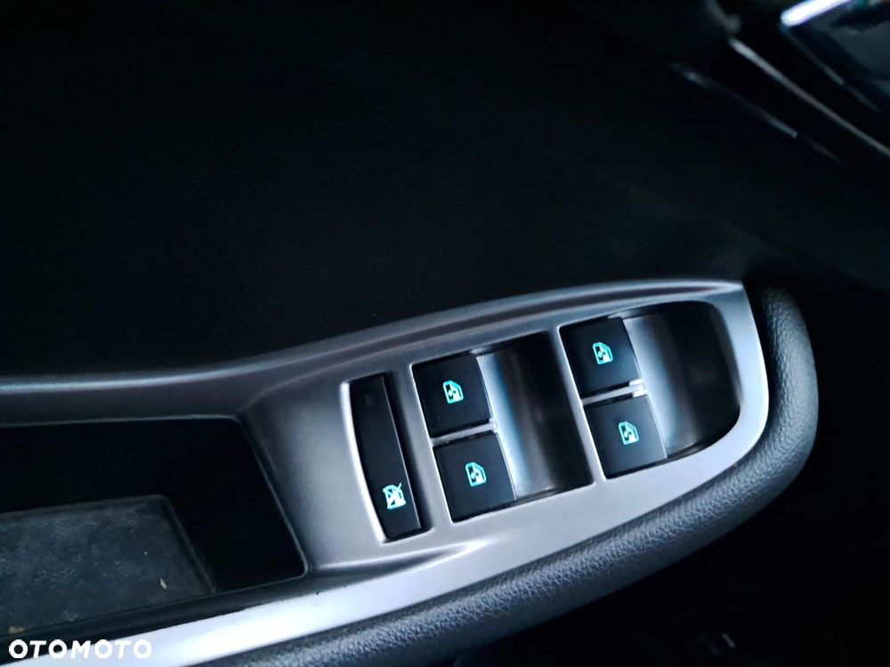 Chevrolet Orlando 1.8 LS+ - 17