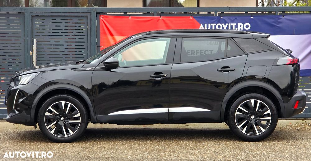 Peugeot 2008 PureTech 155 EAT8 GT - 8