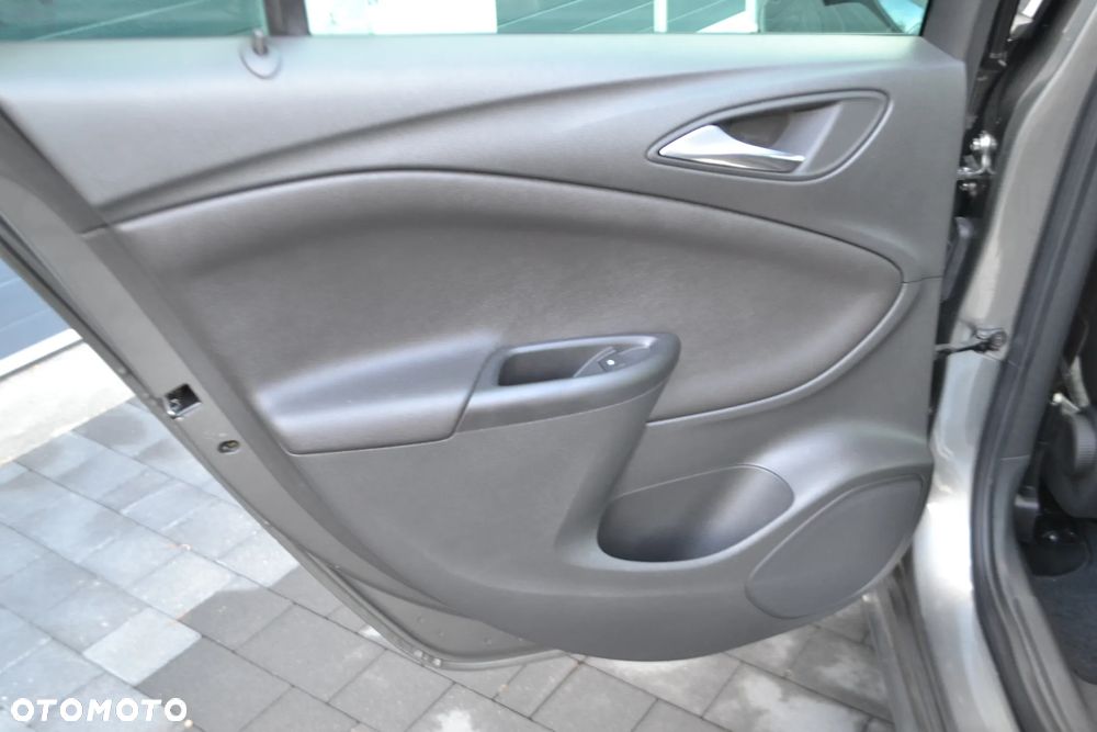 Opel Astra 1.4 Turbo Start/Stop Innovation - 30