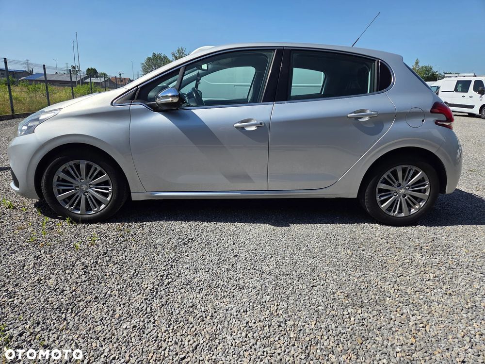 Peugeot 208 PureTech 110 Stop & Start Active - 6