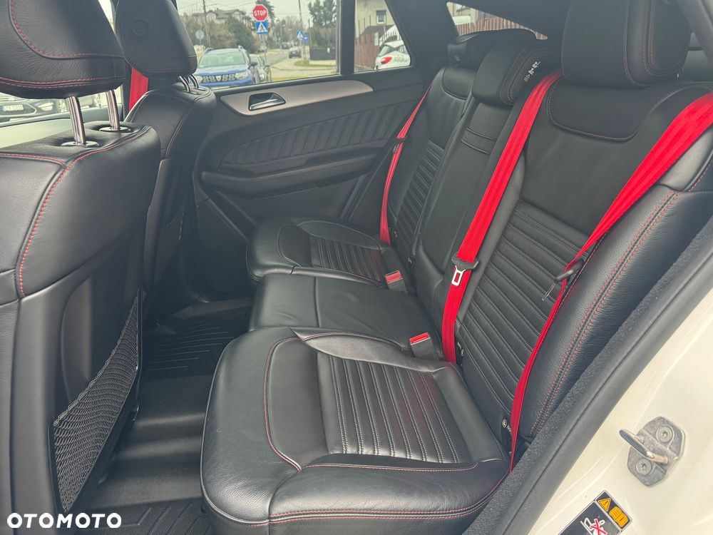 Mercedes-Benz GLE 350 d 4-Matic - 23