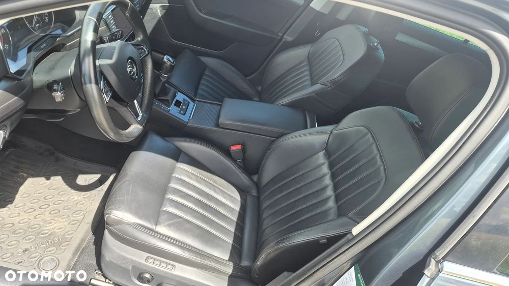 Skoda Superb 2.0 TDI Style - 21