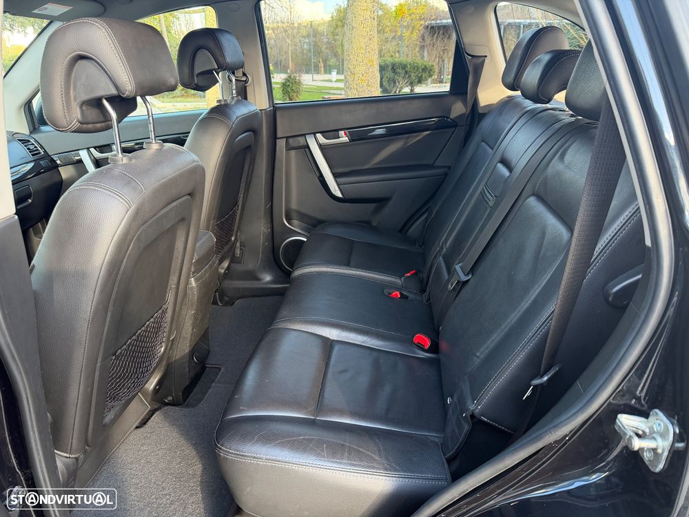 Chevrolet Captiva 2.2 VCDi Seven Xtreme 164g 7L - 25