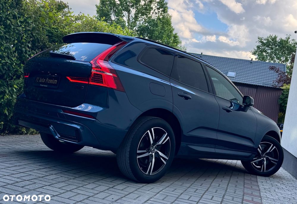 Volvo XC 60 B4 D AWD Plus Dark - 5