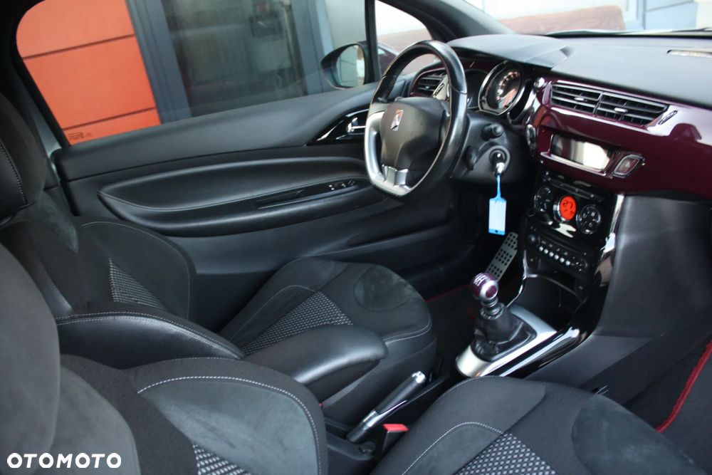 Citroën DS3 1.6 THP SportChic - 8