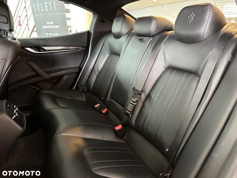 Maserati Ghibli - 12