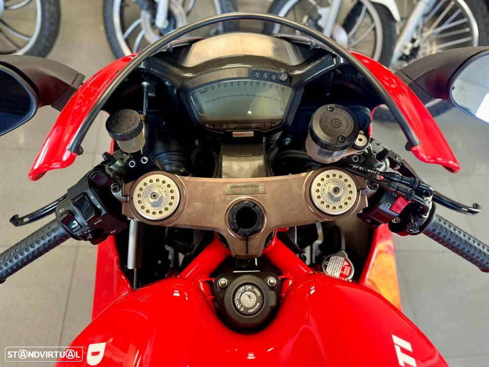 Ducati Desmosedici RR - 3
