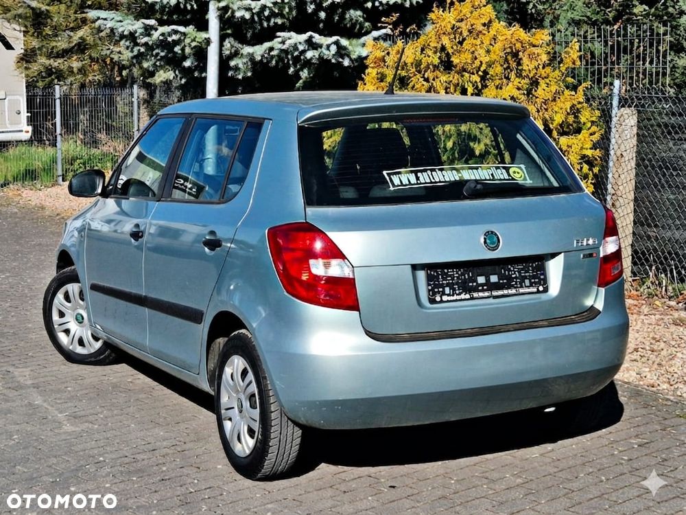 Skoda Fabia 1.2 HTP Classic - 2