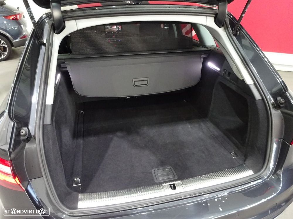 Audi A4 Avant 35 TDI S tronic - 32