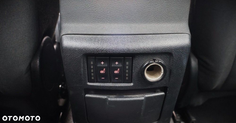 Ford Mondeo 2.0 EcoBoost Titanium - 25