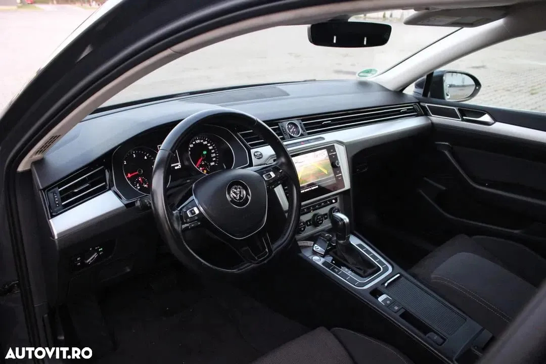 Volkswagen Passat Variant 2.0 TDI DSG Comfortline - 5