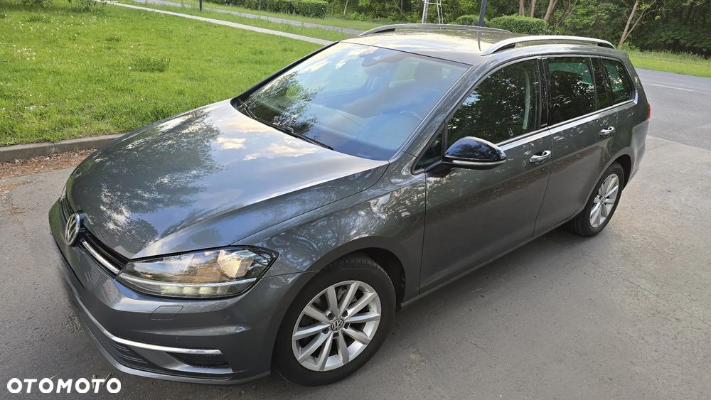 Volkswagen Golf - 3