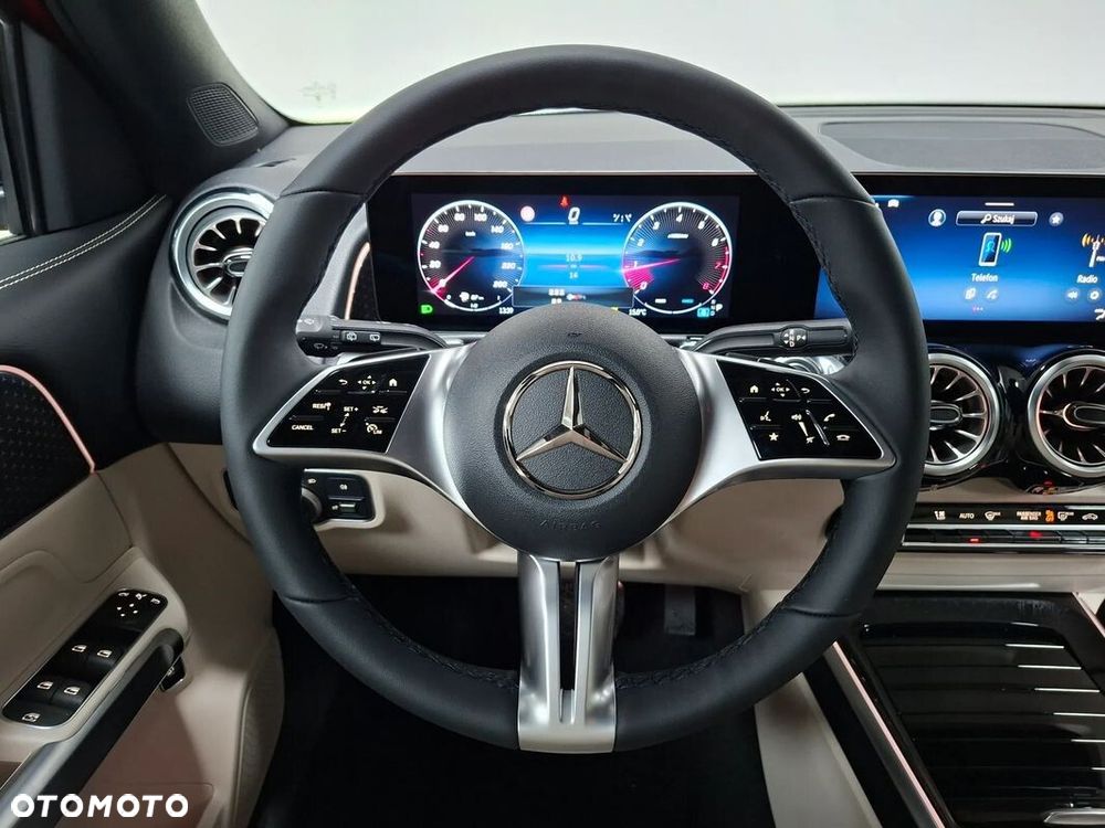 Mercedes-Benz GLB 200 Progressive 7G-DCT - 9