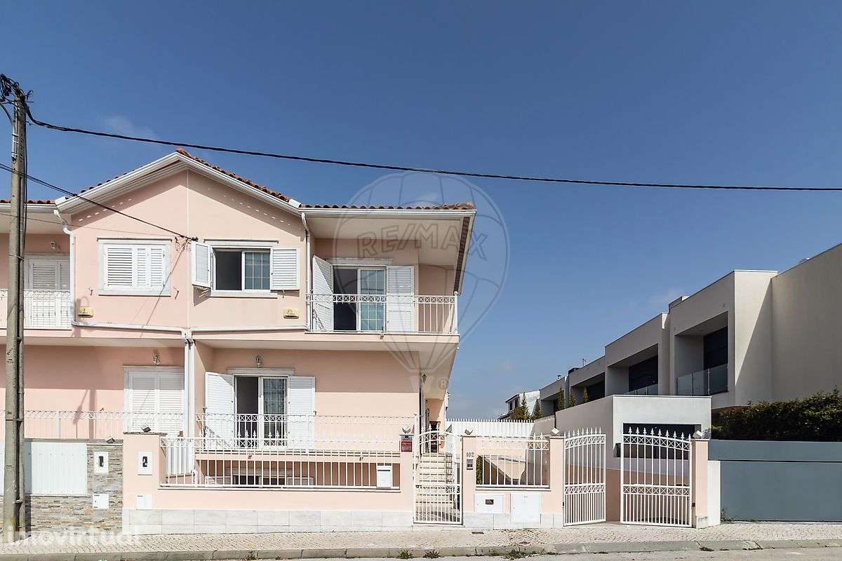 Moradia T3 para venda - Grande imagem: 2/49