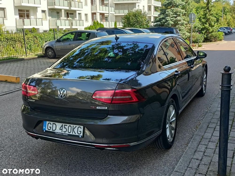 Volkswagen Passat - 3