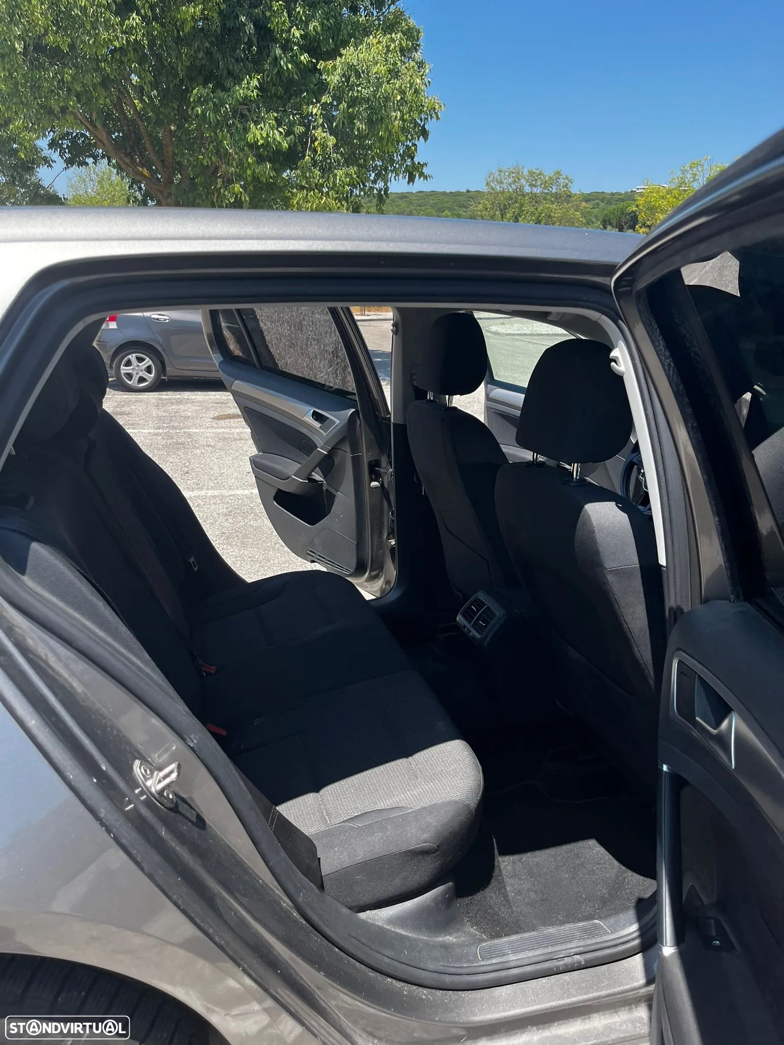 VW Golf 1.6 TDi GPS Edition - 17