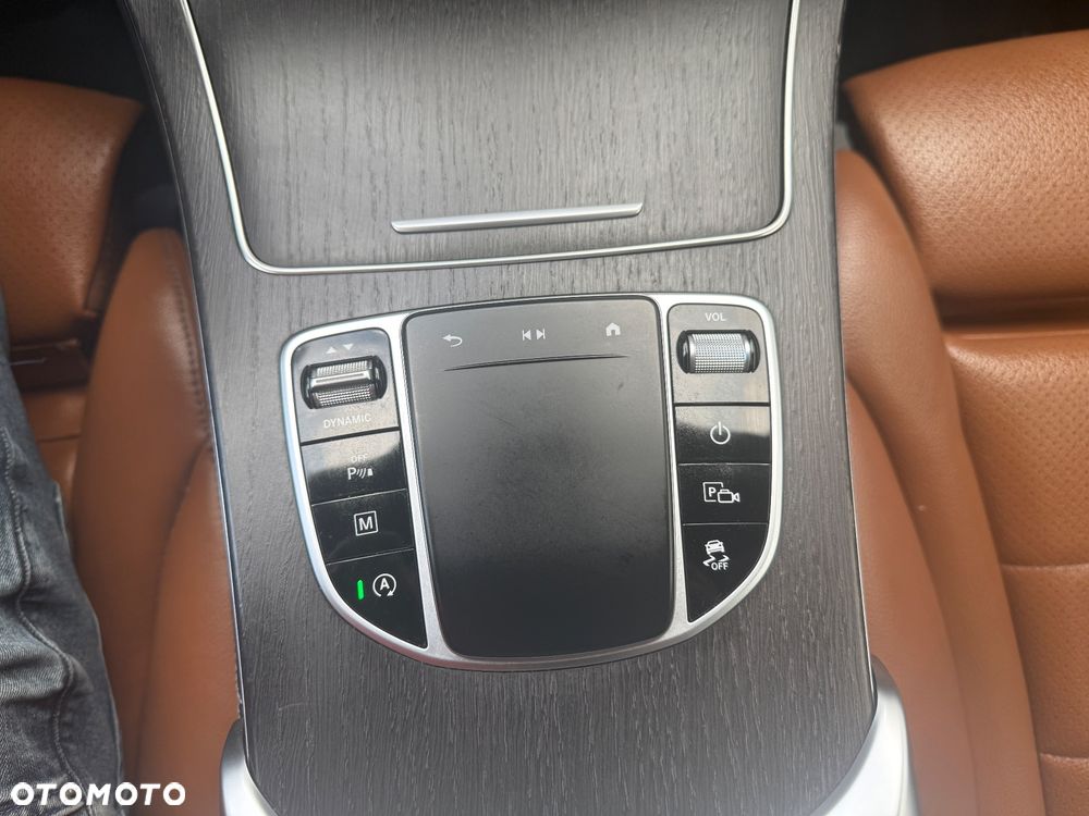 Mercedes-Benz GLC 220 d 4-Matic - 17