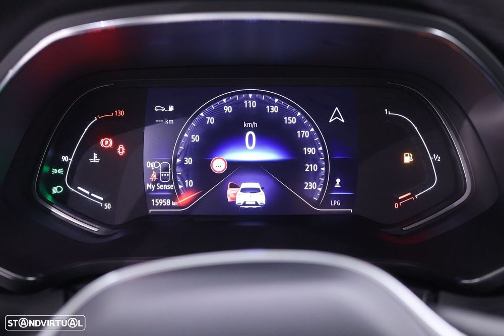 Renault Captur 1.0 TCe Techno Bi-Fuel - 19