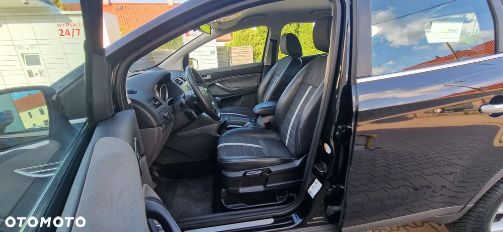 Ford Kuga 2.0 TDCi 4x4 Titanium - 27