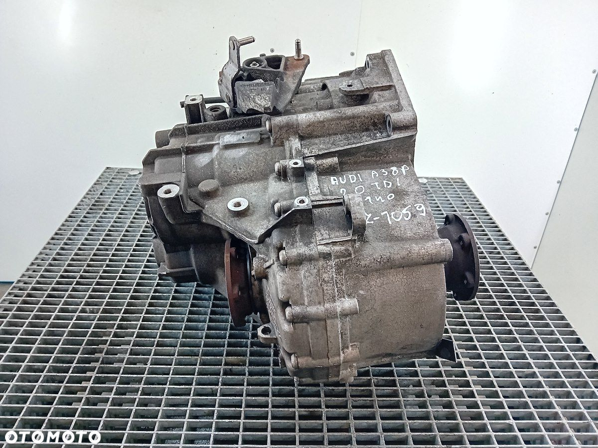 SKRZYNIA BIEGÓW MANUALNA AUDI A3 ( 8P1 ) JLU 2.0 TDI - 5