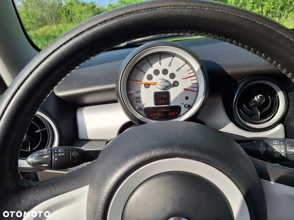 MINI ONE Standard - 7