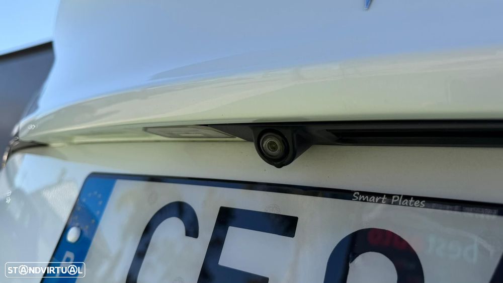 Tesla Model 3 Long-Range Dual Motor AWD - 11