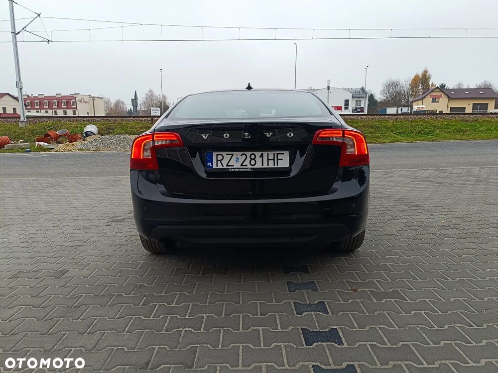 Volvo S60 D3 Geartronic Momentum - 18
