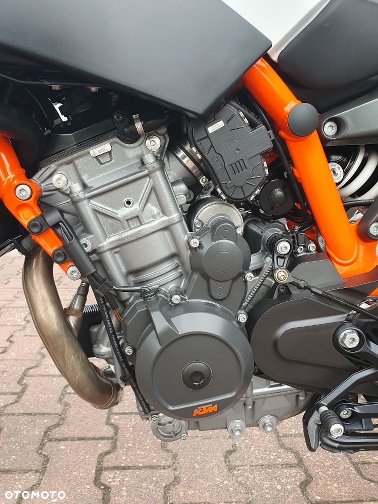 KTM DUKE 890 - 10