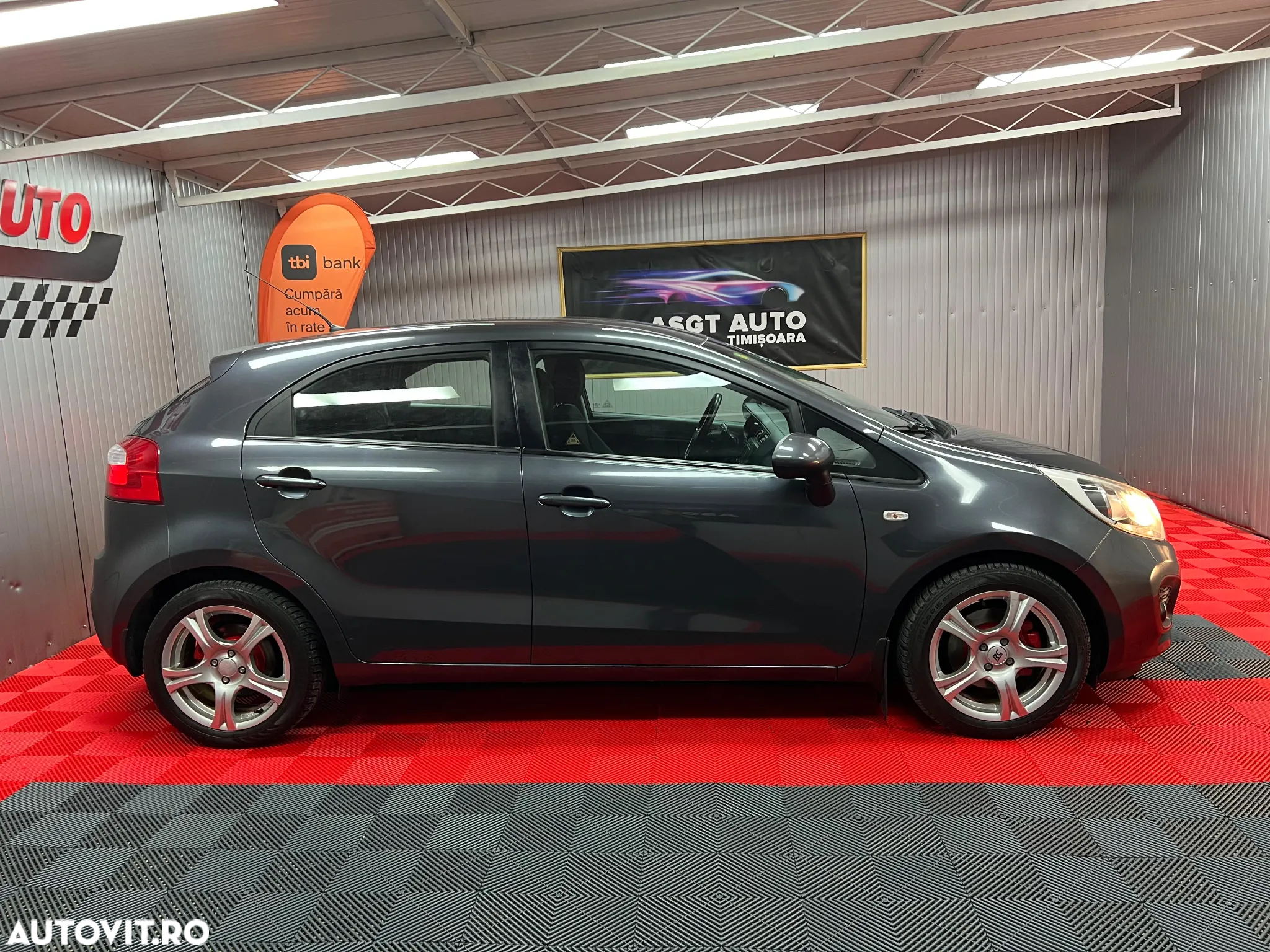 Kia Rio - 21