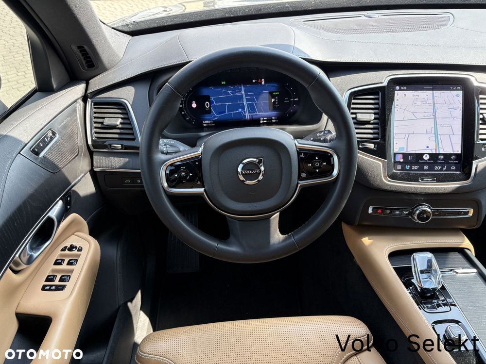 Volvo XC 90 - 22