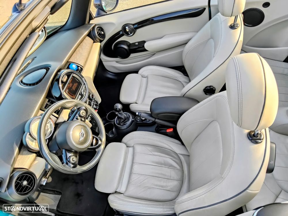 MINI Cabrio Cooper D - 19