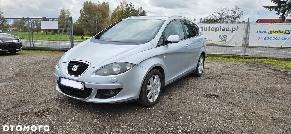 Seat Altea XL 2.0 TDI DPF DSG Stylance - 1