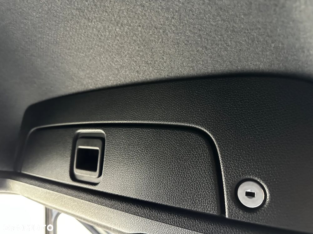 Mercedes-Benz Sprinter 319 CDI Furgon 3665 mm L2H2 - 30