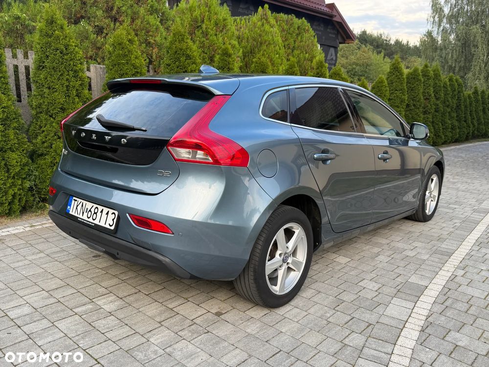 Volvo V40 D2 Momentum - 11