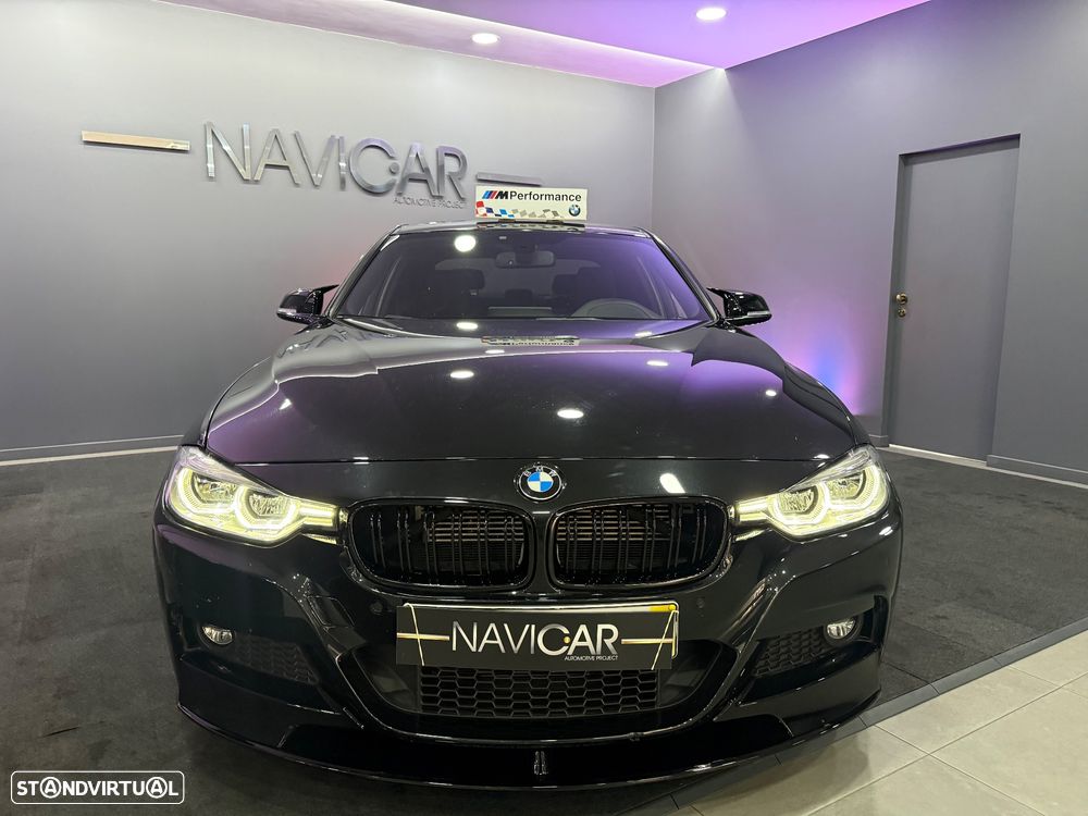 BMW 330 e iPerformance Pack M - 43