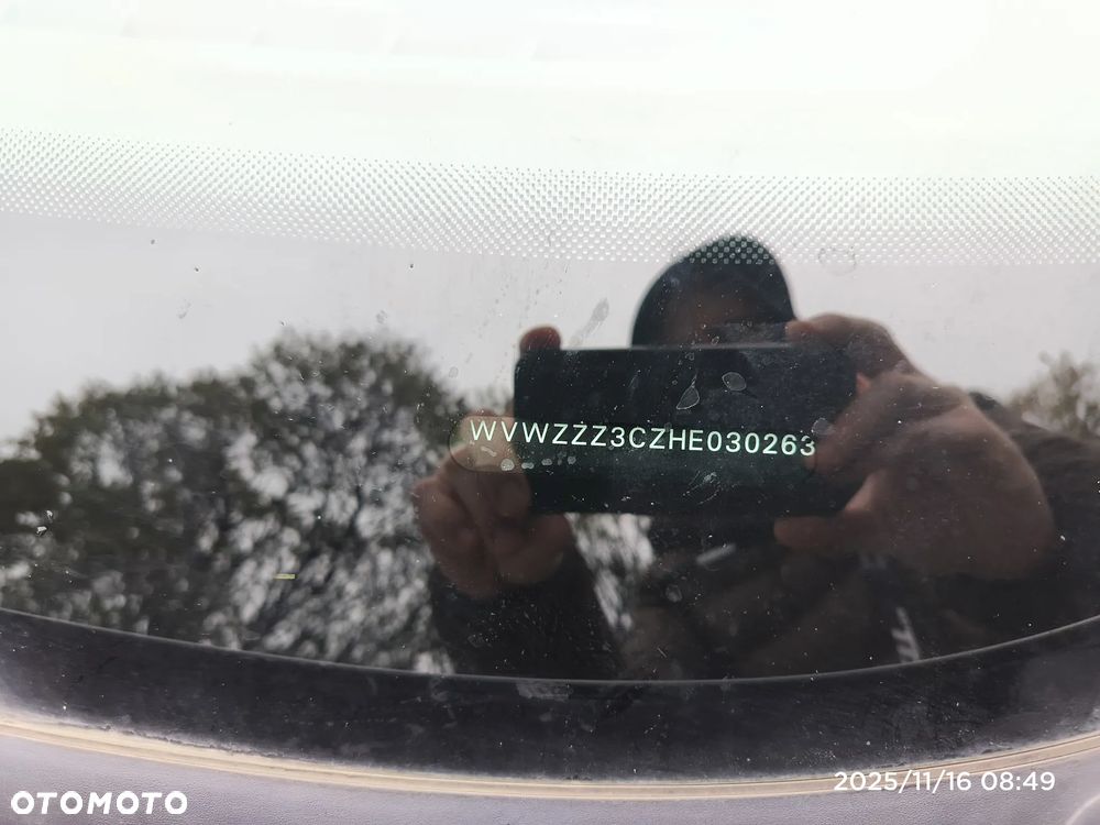 Volkswagen Passat - 4