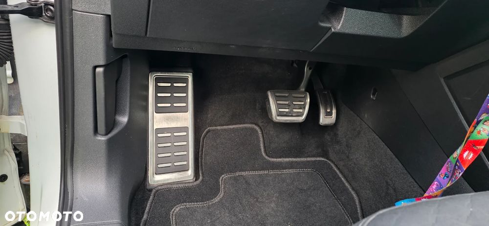 Volkswagen Tiguan - 17