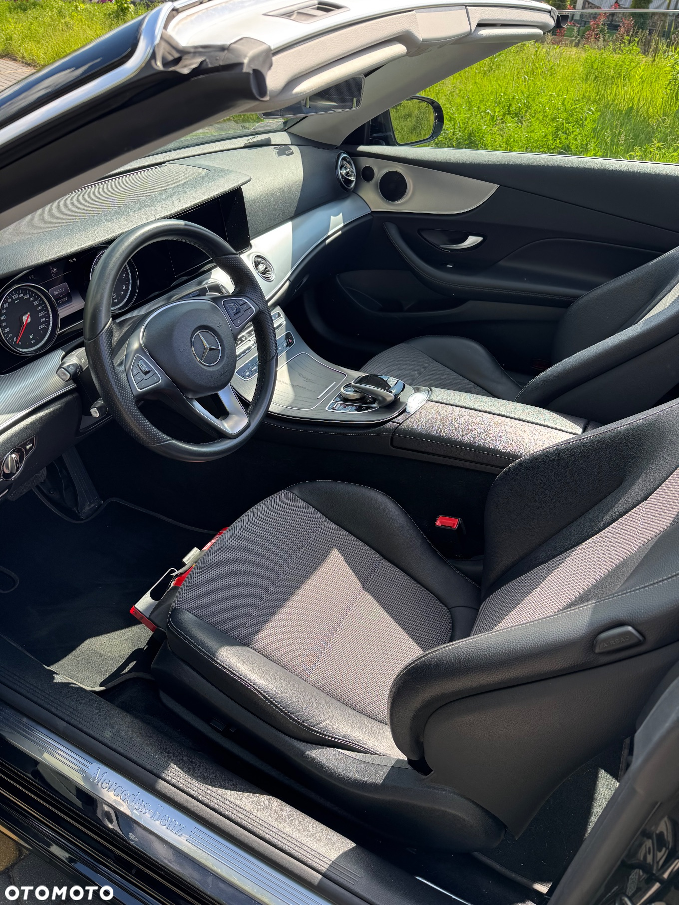 Mercedes-Benz Klasa E 400 Kabriolet 4-Matic 9G-TRONIC - 12