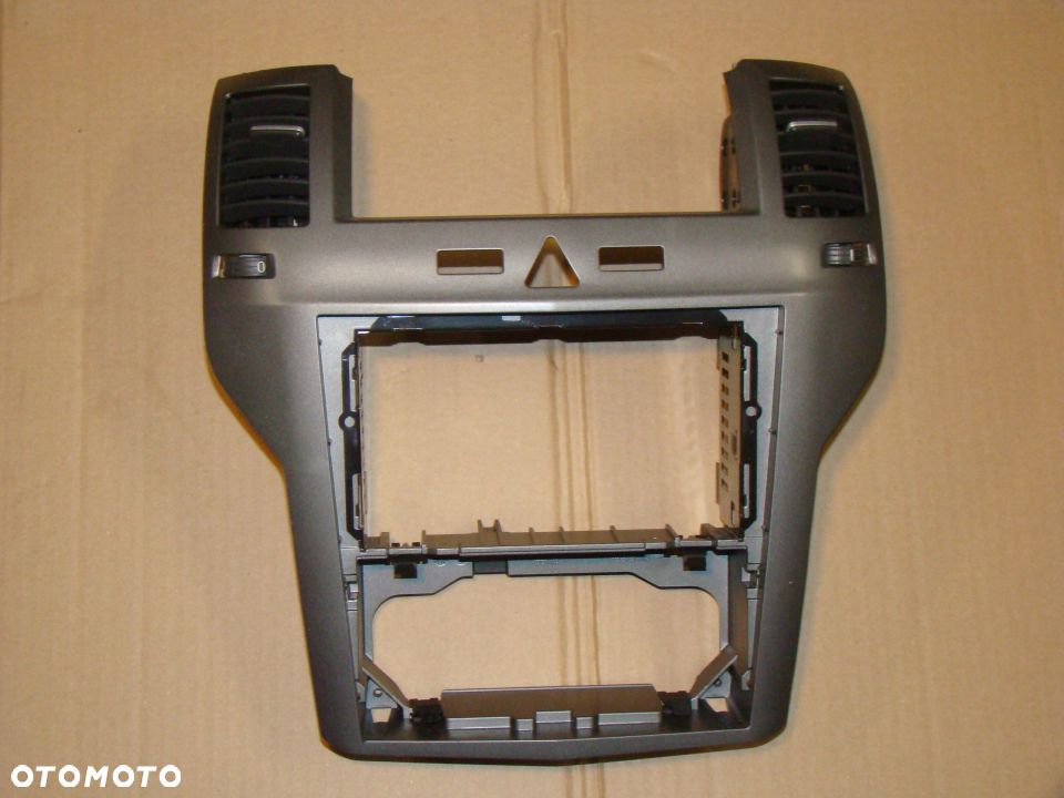 KRATKA NAWIEWU KONSOLA RAMKA PANEL OPEL ZAFIRA B - 3