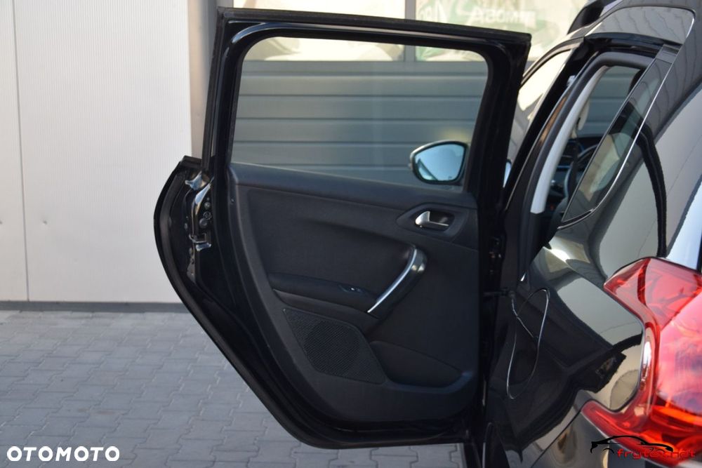 Peugeot 2008 - 19