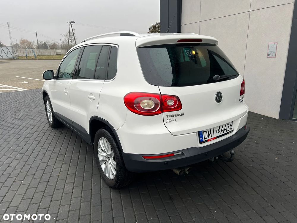Volkswagen Tiguan - 8