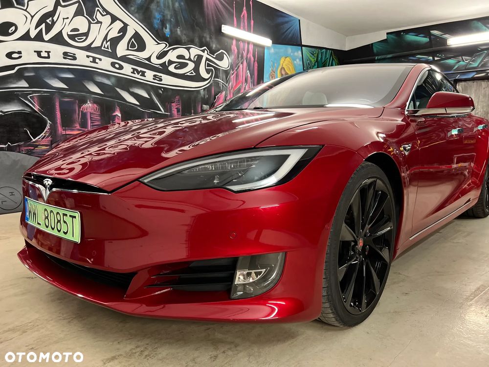 Tesla Model S Performance - 3
