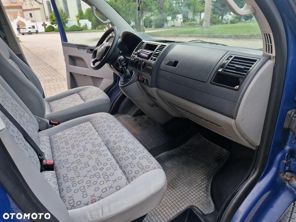 Volkswagen Caravelle L2 - 17