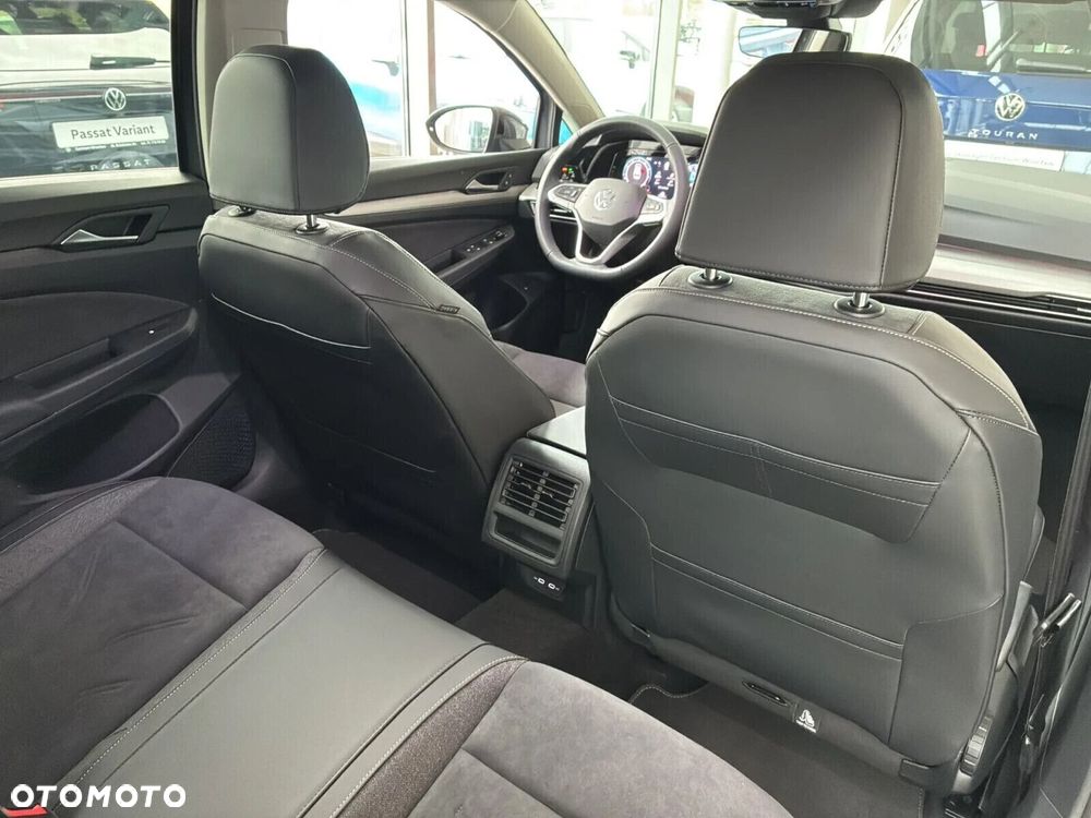 Volkswagen Golf Variant - 25