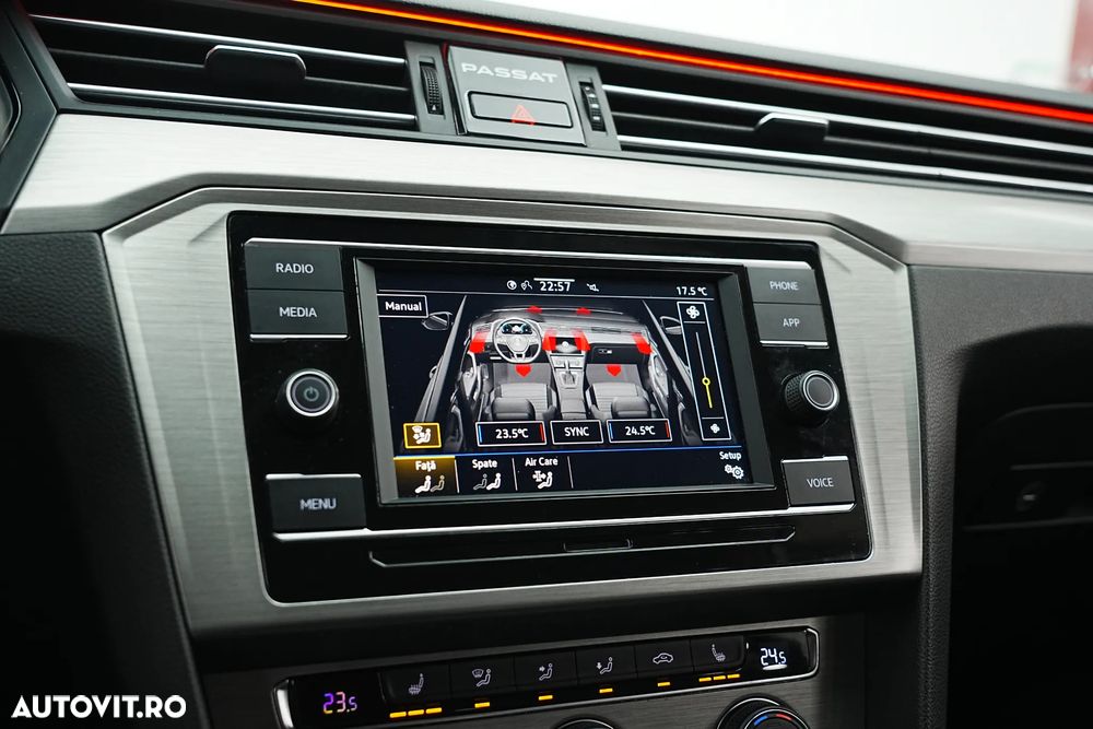Volkswagen Passat 2.0 TDI SCR DSG Conceptline - 32