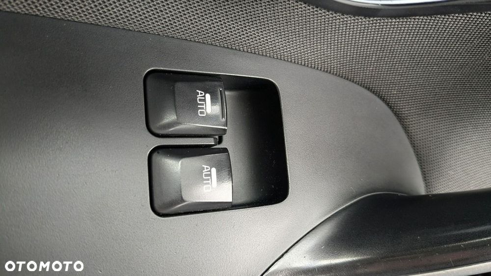 Kia Ceed 1.4 CVVT Attract - 29