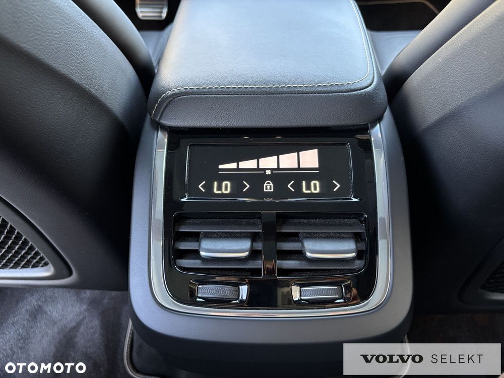 Volvo XC 60 - 23